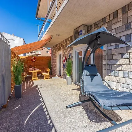 Anamarija Apartment Crikvenica